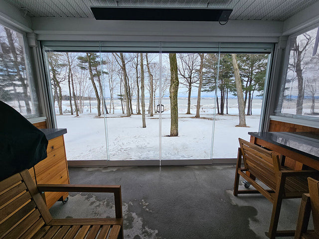 Porte vitrée sans cadrage